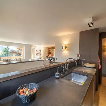 Charming 5br Duplex Villa *